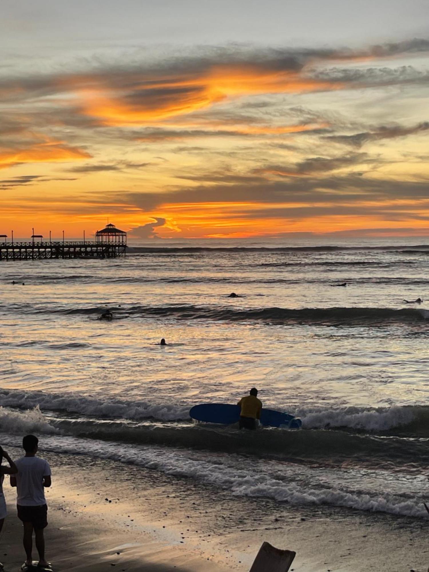 Totora Surf Hostel Huanchaco Zewnętrze zdjęcie